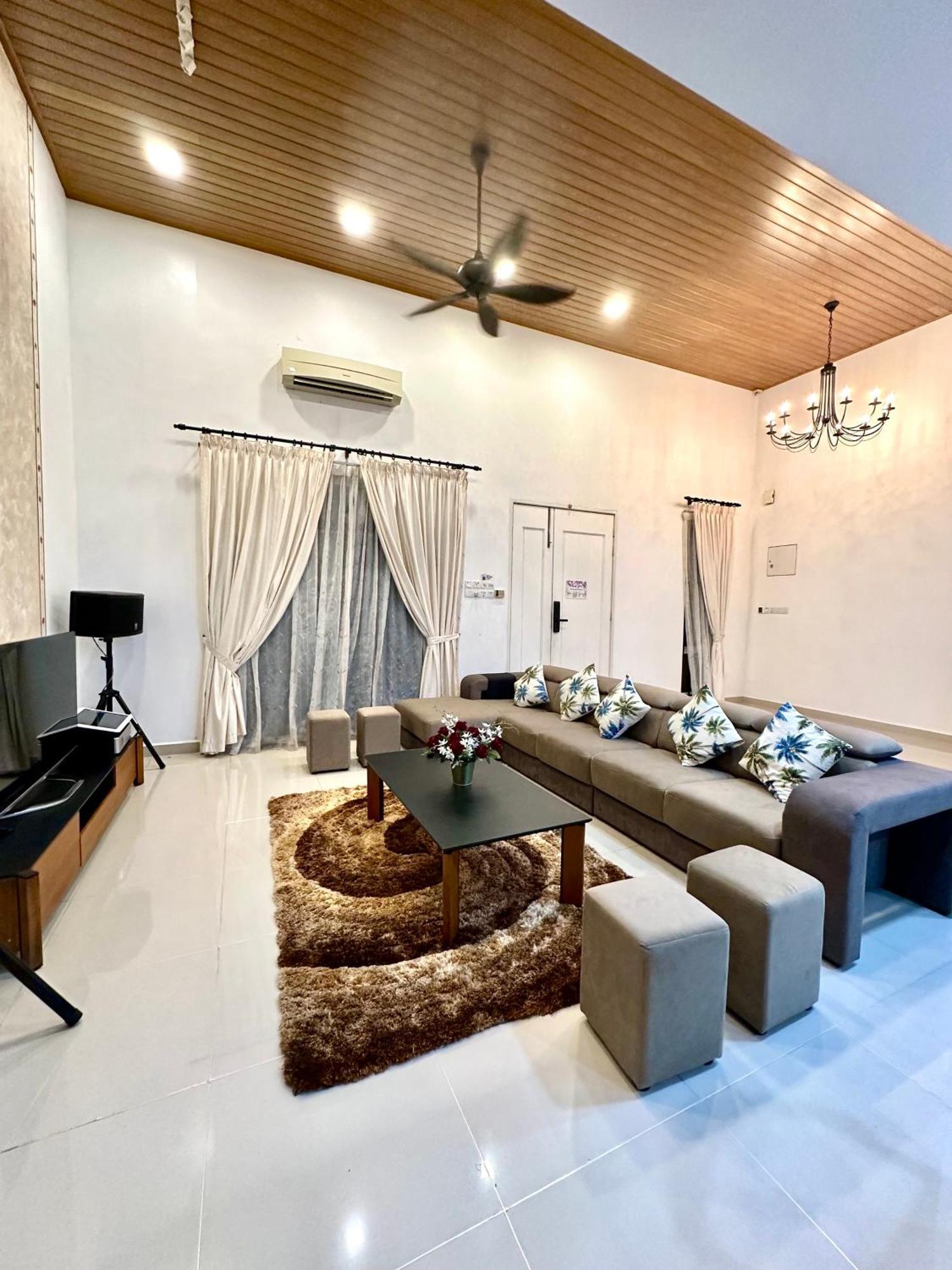 Stylish Villa Alma Simpang Ampat  المظهر الخارجي الصورة